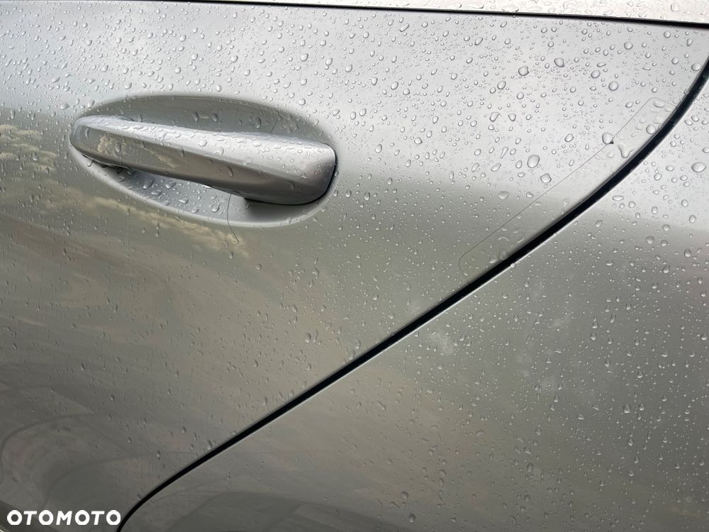 Mercedes-Benz Klasa C 200 4-Matic 9G-TRONIC - 16