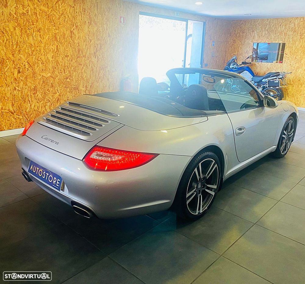 Porsche 911 Série F - 2