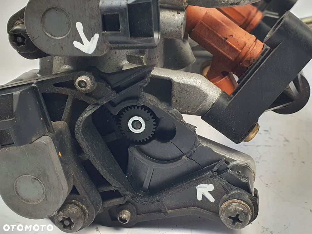 PRZEPUSTNICA WTRYSK PALIWA Suzuki GSX-R 750 GSXR 750 K4 K5 wtryskiwacz - 11