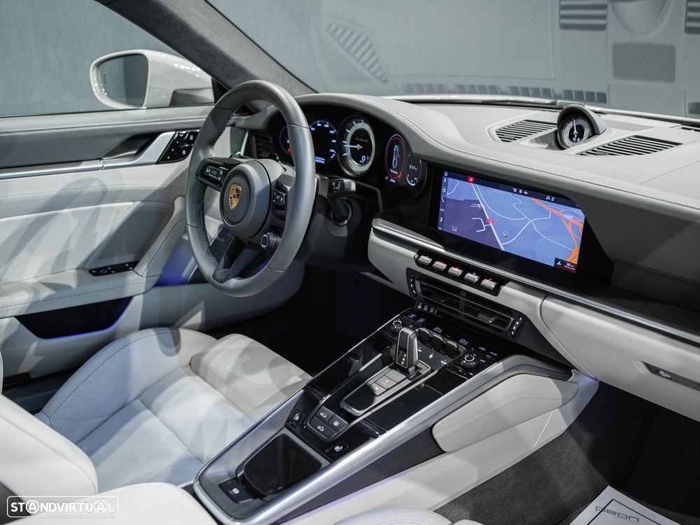 Porsche 911 (992) Turbo S PDK - 50