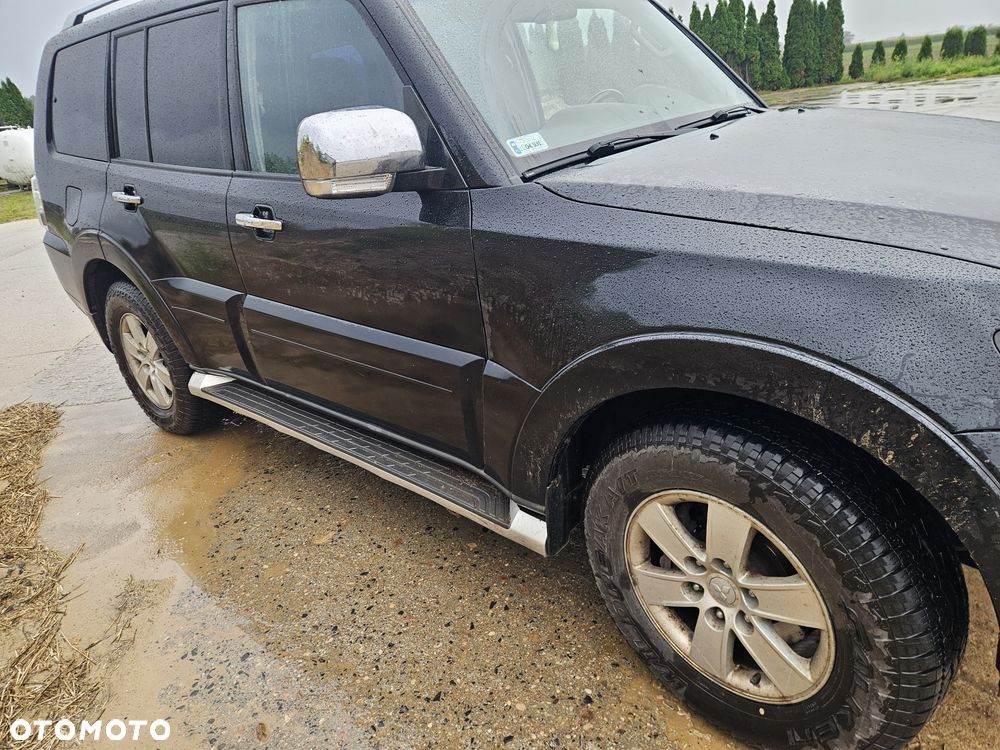 Mitsubishi Pajero - 5
