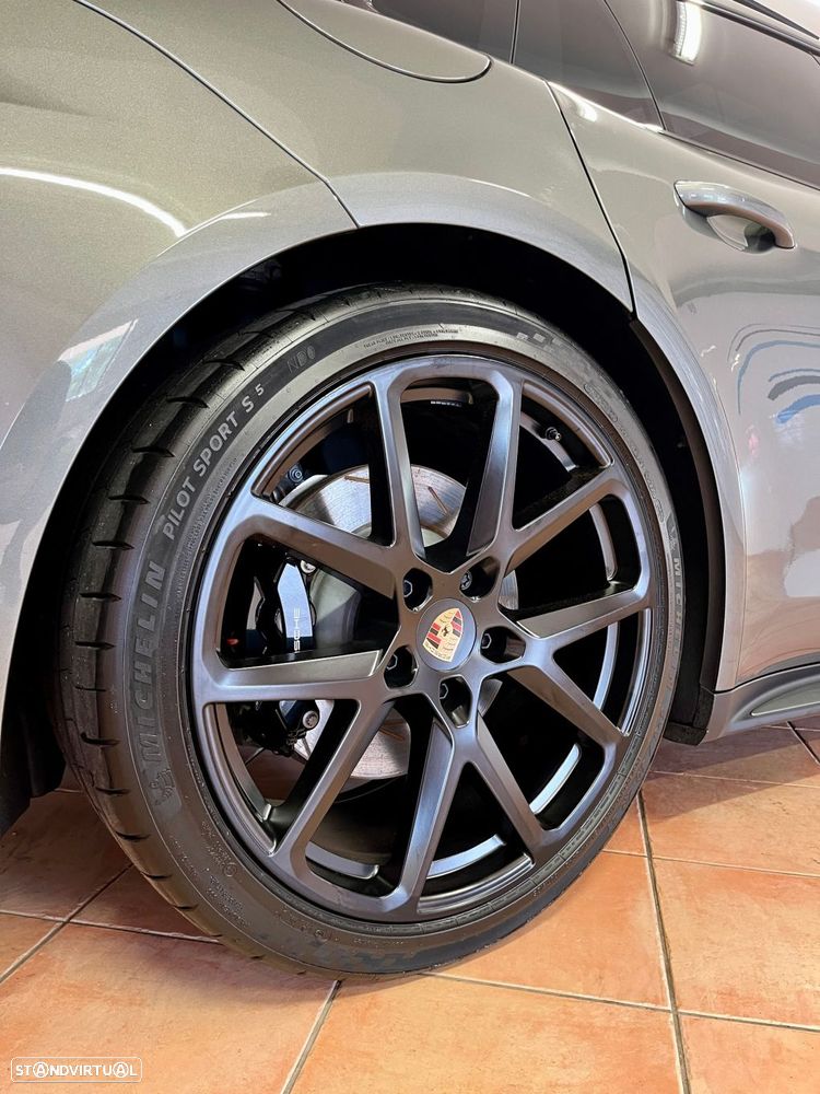 Porsche Panamera 4S E-Hybrid - 33