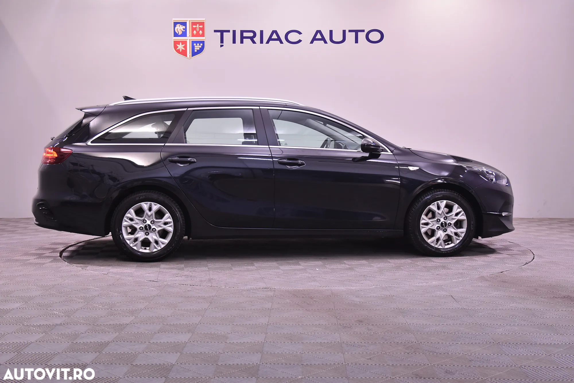 Kia Ceed - 6