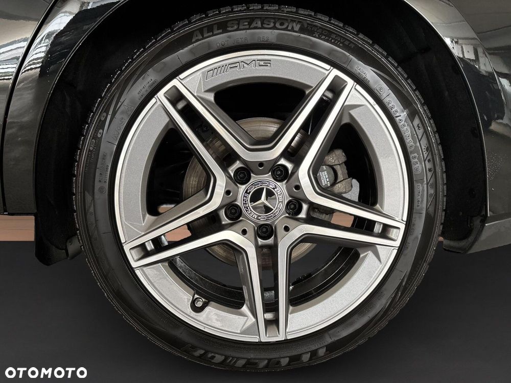 Mercedes-Benz CLA - 8