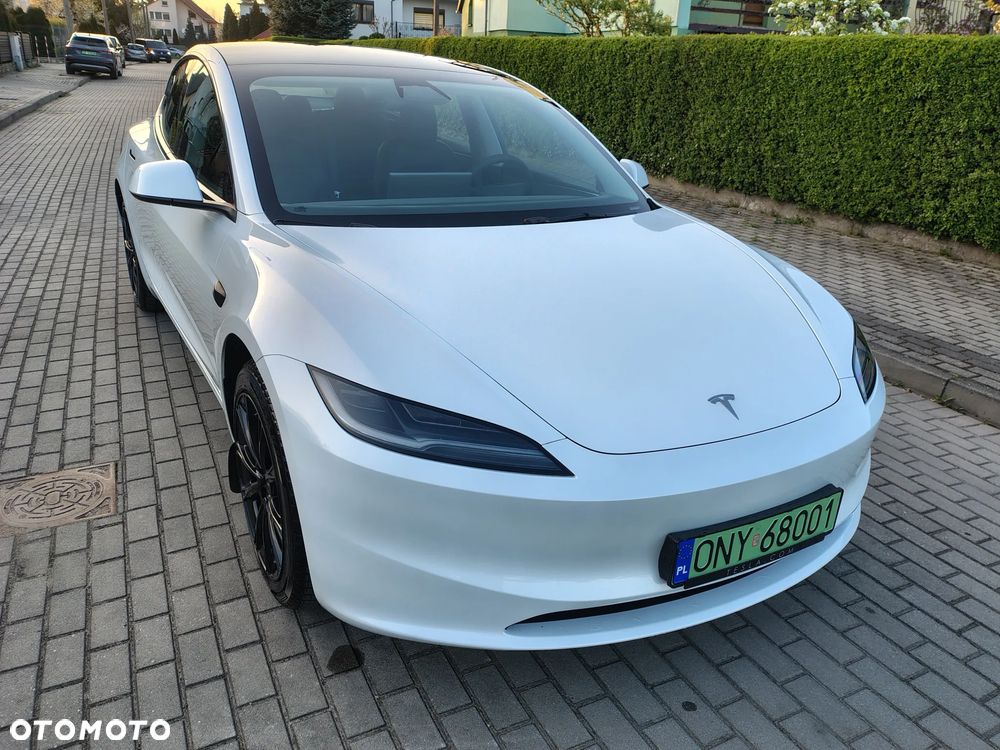 Tesla Model 3 - 15