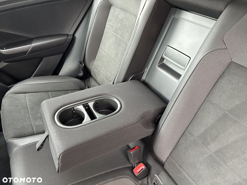 Volkswagen T-Roc 1.5 TSI Style DSG - 32