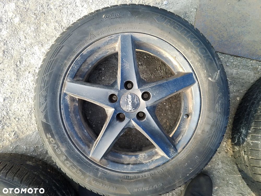 Volkswagen Passat B5 Przed Lift (97-00r.) 1.8 TB 149KM. Silnik APU / AEB / ANB / ATW / AUG Skrzynia EHV / DVX / DHW / EEN / DHF / DHY / DVZ lakier LC9Z/Z4. Cały na części. GWARANCJA !!! Przód Tył Zestaw Komplet Drzwi Klapa Zderzak Błotnik Maska Grill Atrapa Szyba Pas Lampa Lusterko Boczki Fotel Kanapa Kokpit Deska Rozdzielcza Przełącznik Włącznik Sterownik Przewody Wiązka Instalacja Moduł Komputer Czujnik Listwa Pompa Alternator Wtryski Głowica Rozrusznik Kompresor Sprzęgło Dwumas Silnik Skrzynia ABS Klimatyzacji Paliwa Wspomagania Kolektor Turbina Przepustnica Zawór Chłodnica Koło Hak Belka Sanki Zawieszenie Mcpherson Półoś Amortyzator Wydech Tłumik Zacisk Most - 10