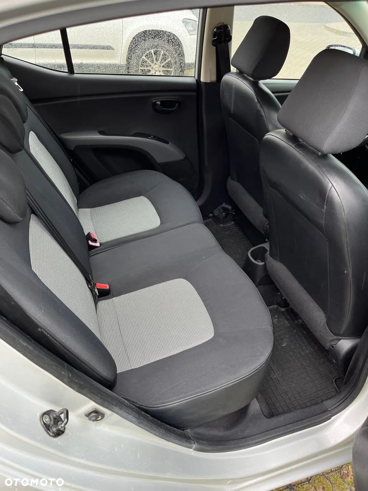 Hyundai i10 1.1 Comfort - 9