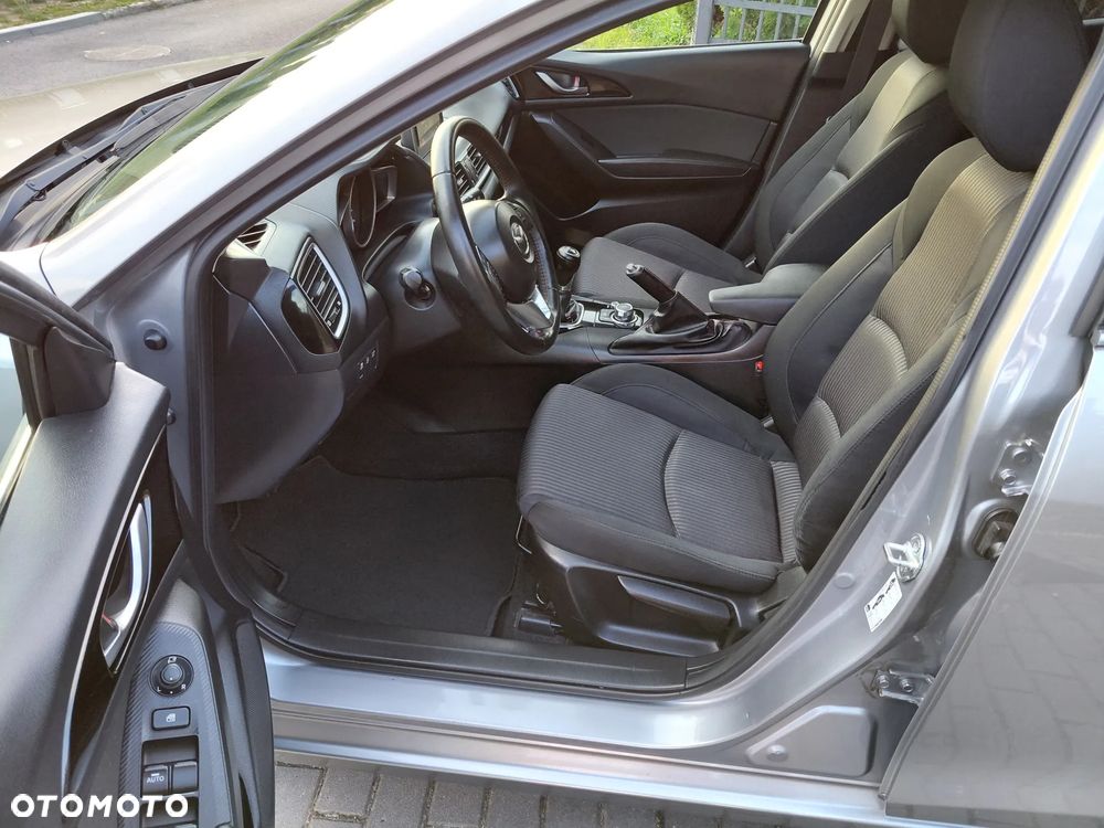 Mazda 3 - 25