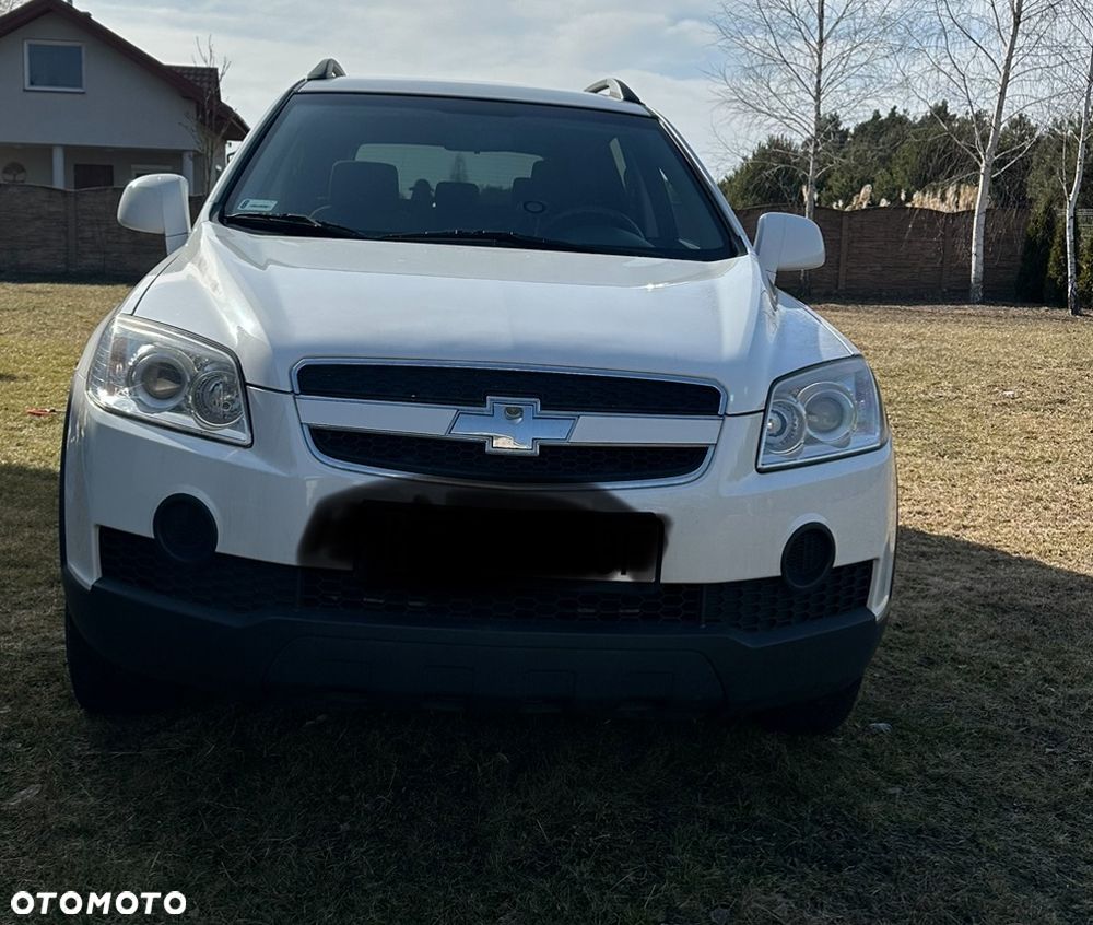 Chevrolet Captiva 2.4 LS 5os - 4