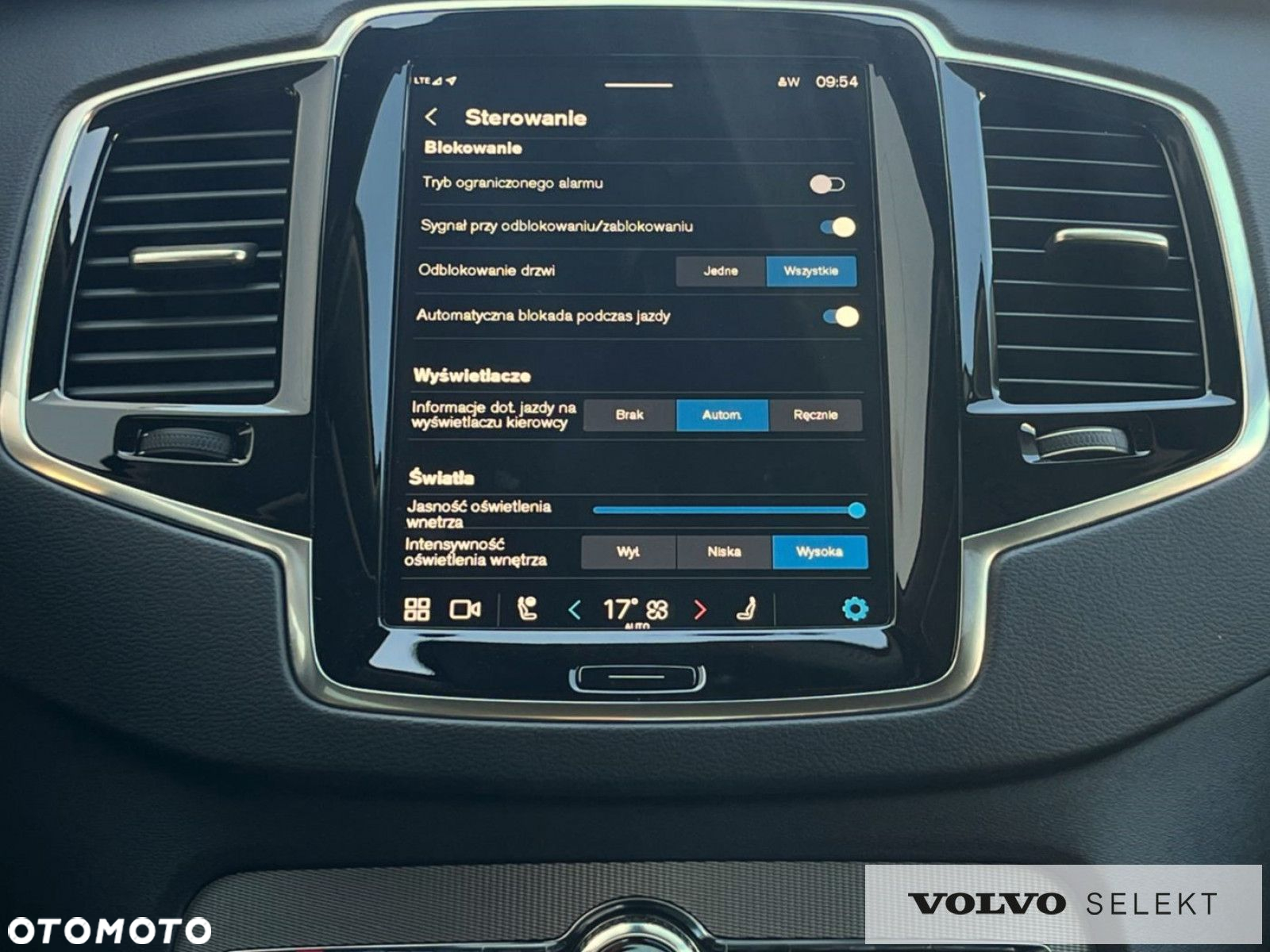 Volvo XC 90 - 22