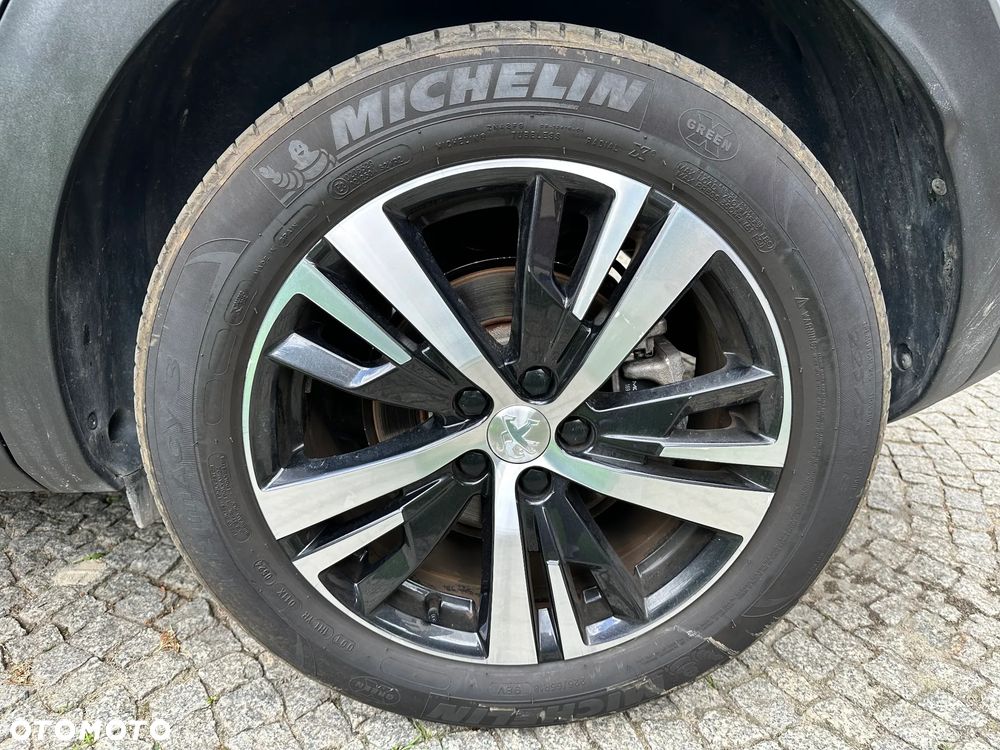 Peugeot 3008 - 11