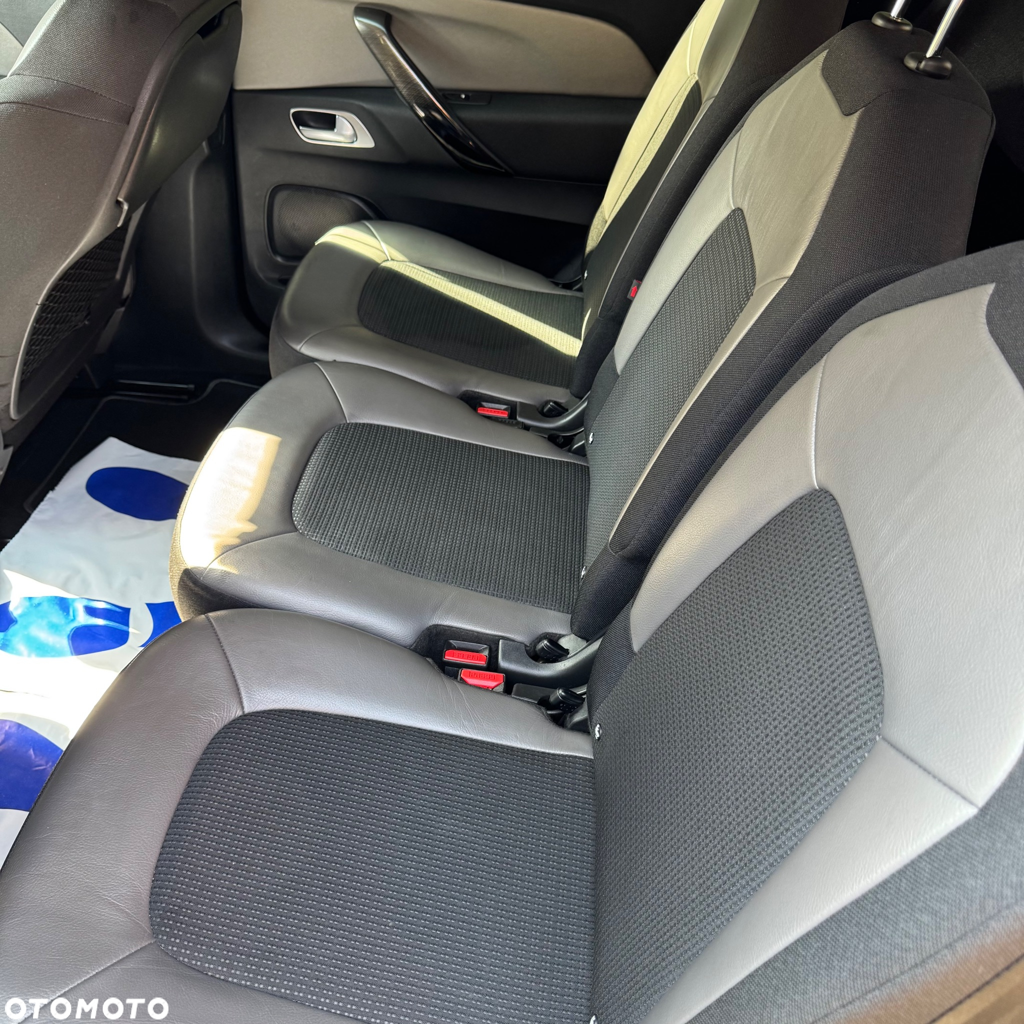 Citroën C4 Picasso 1.2 PureTech Shine S&S EAT6 - 22