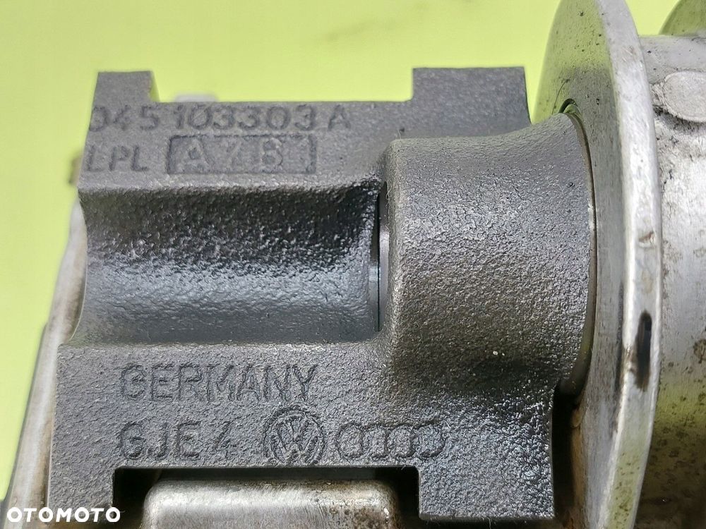 Pompa olejowa Audi A2 1999-2005 1,4 TDI 045103118 045103127B ORYGINAŁ - 10