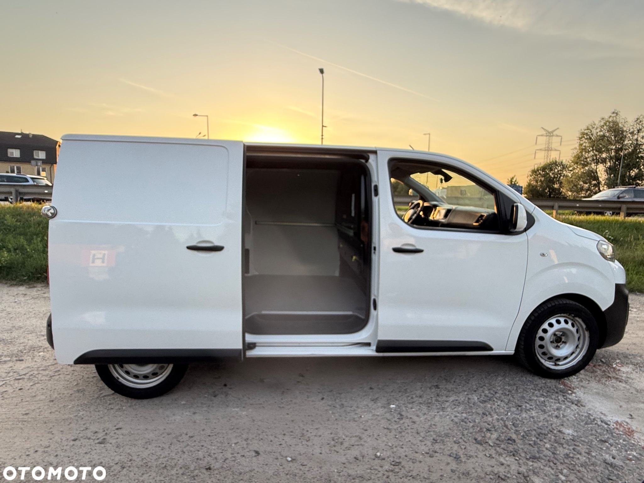 Peugeot Expert - 11