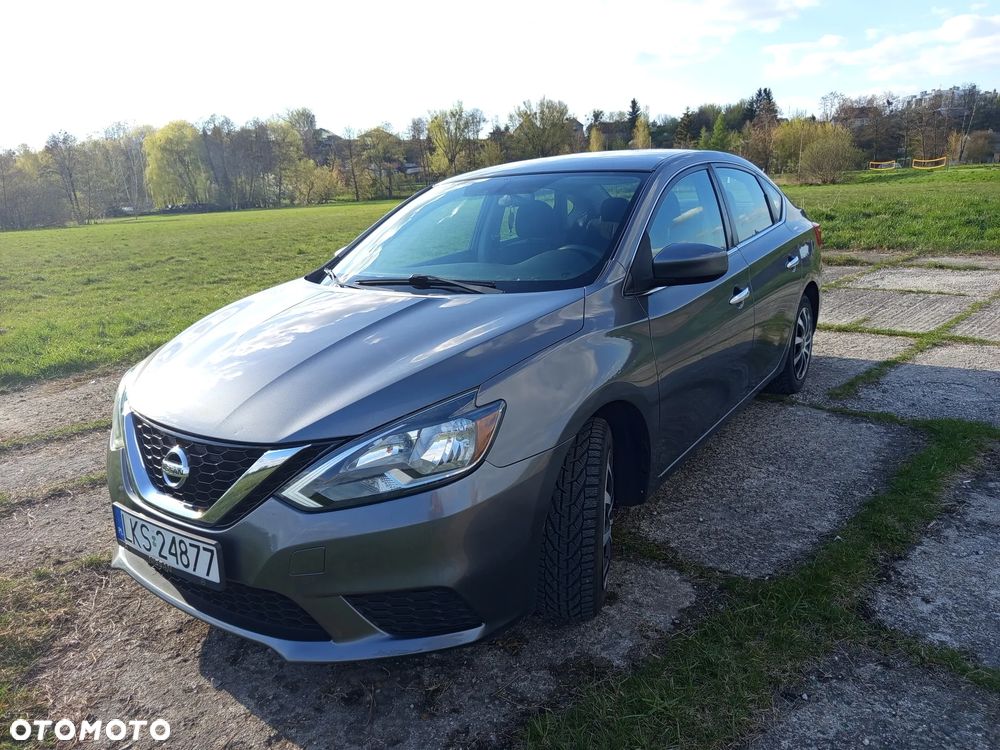 Nissan Sentra - 10