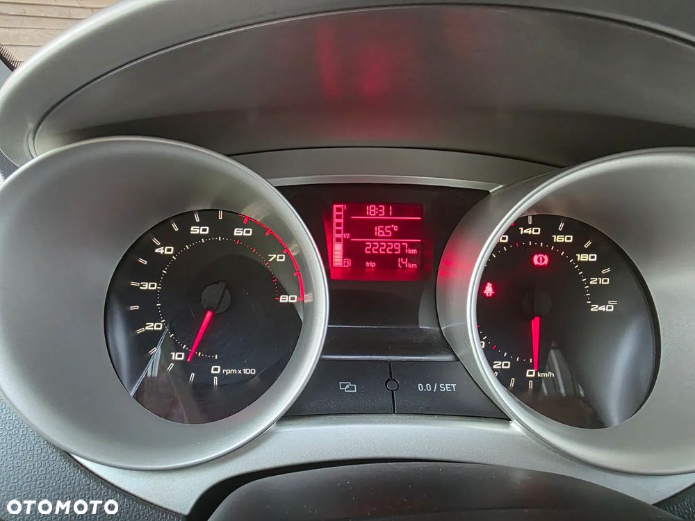 Seat Ibiza 1.6 16V Sport Edition - 11