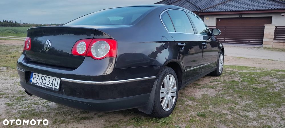 Volkswagen Passat 2.0 TDI DPF Highline DSG - 3