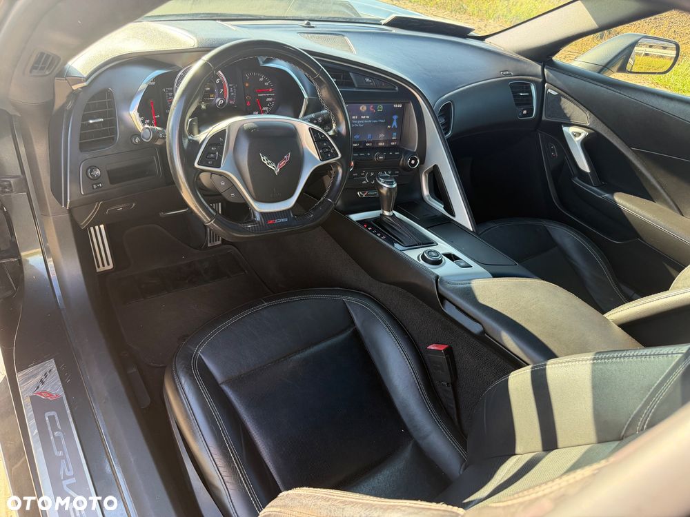 Chevrolet Corvette - 8