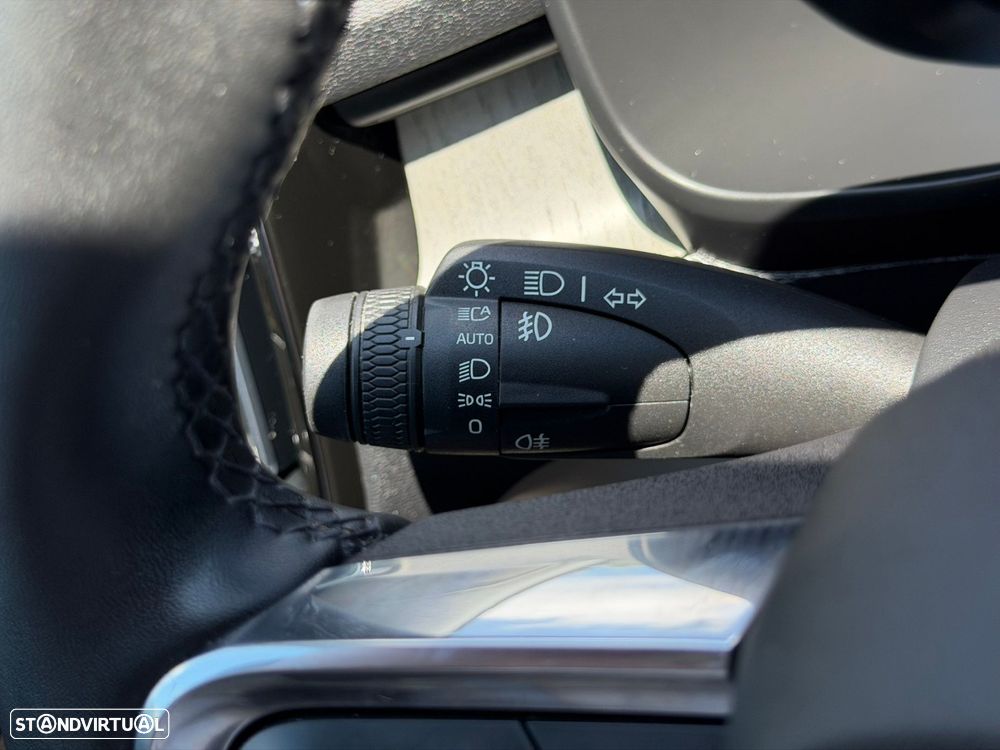Volvo XC 40 1.5 T5 PHEV Inscription - 33