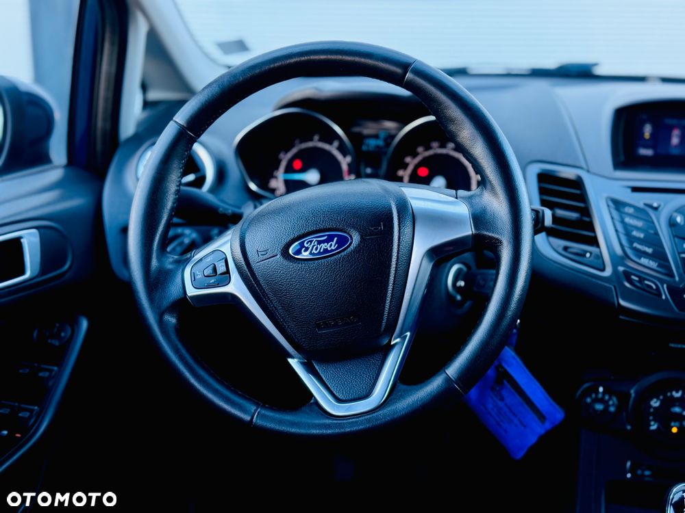 Ford Fiesta 1.0 EcoBoost Titanium - 28