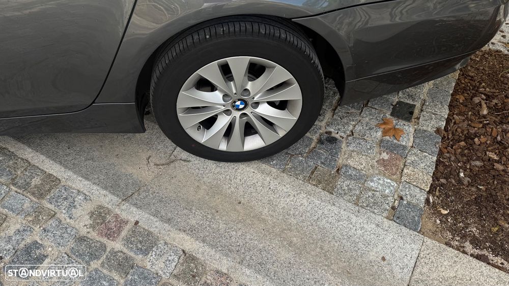 BMW 525 dA Touring - 23