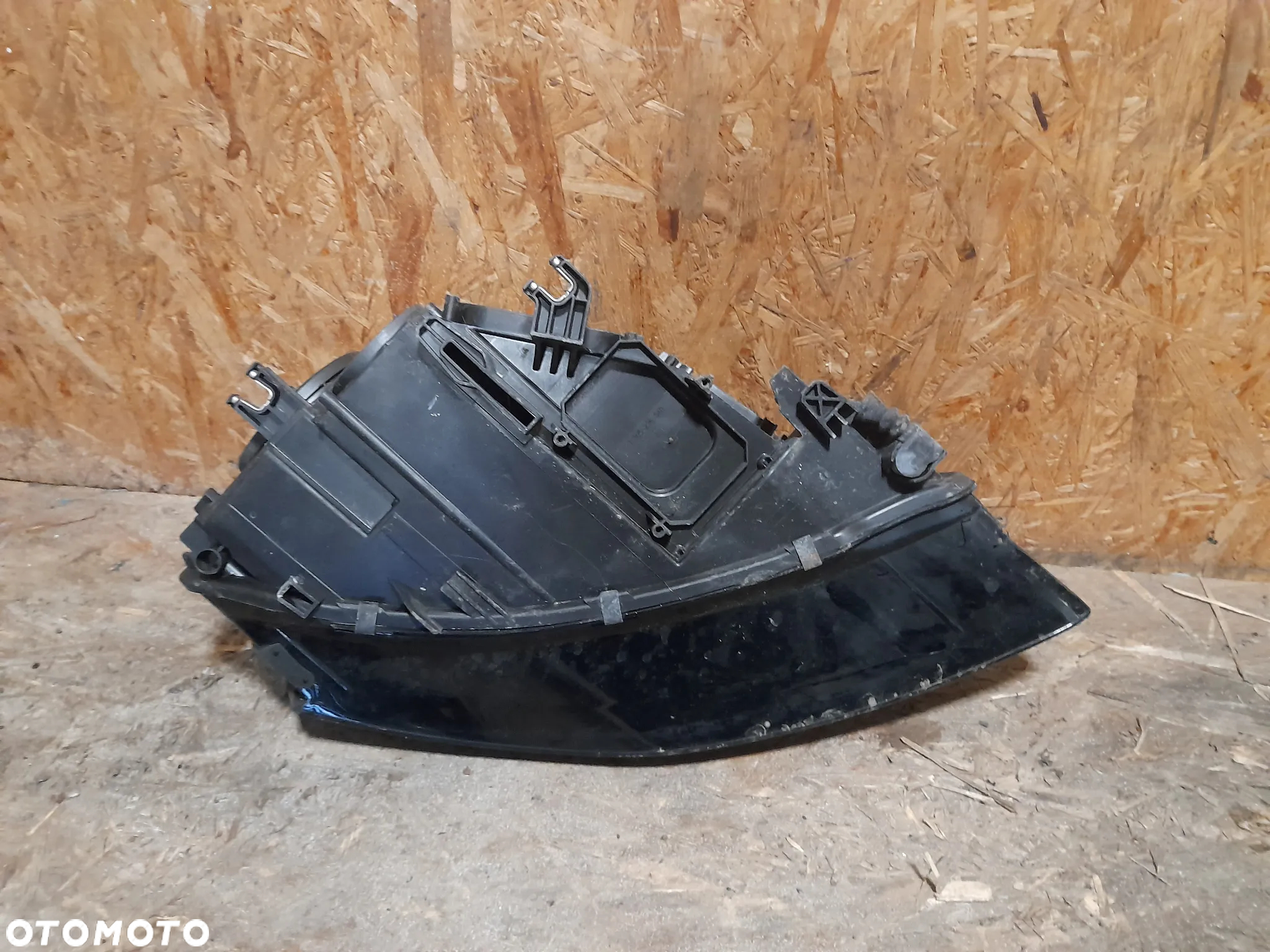 lampa reflektor lewy lewa a4 b8 LE07A6164 USZKODZONA - 3