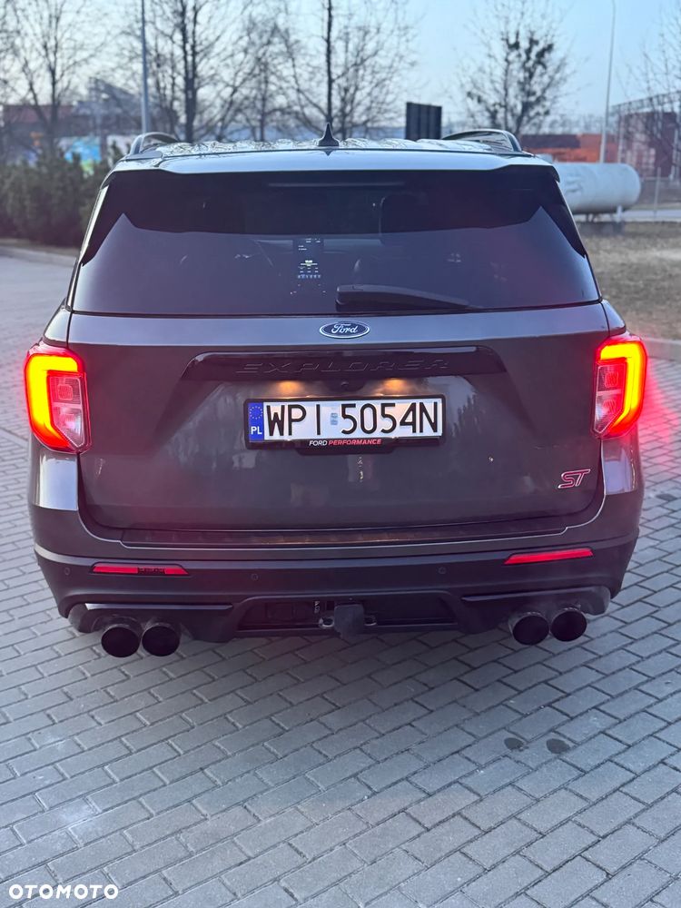 Ford Explorer 3.0 EcoBoost PHEV 4WD ST-Line - 10