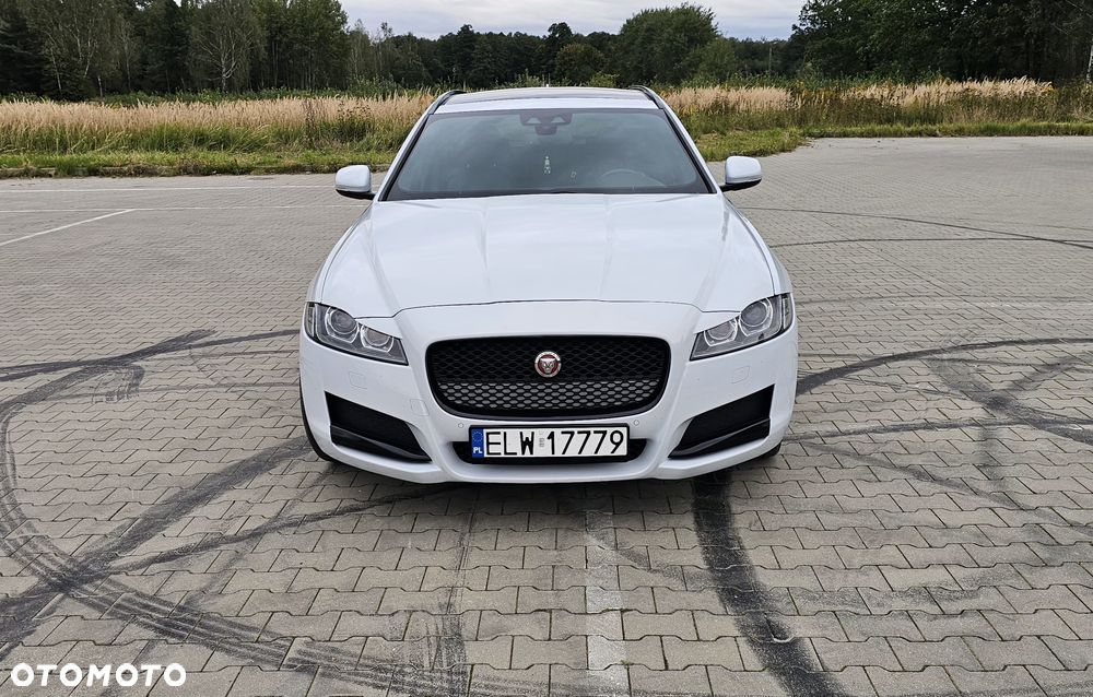 Jaguar XF - 3