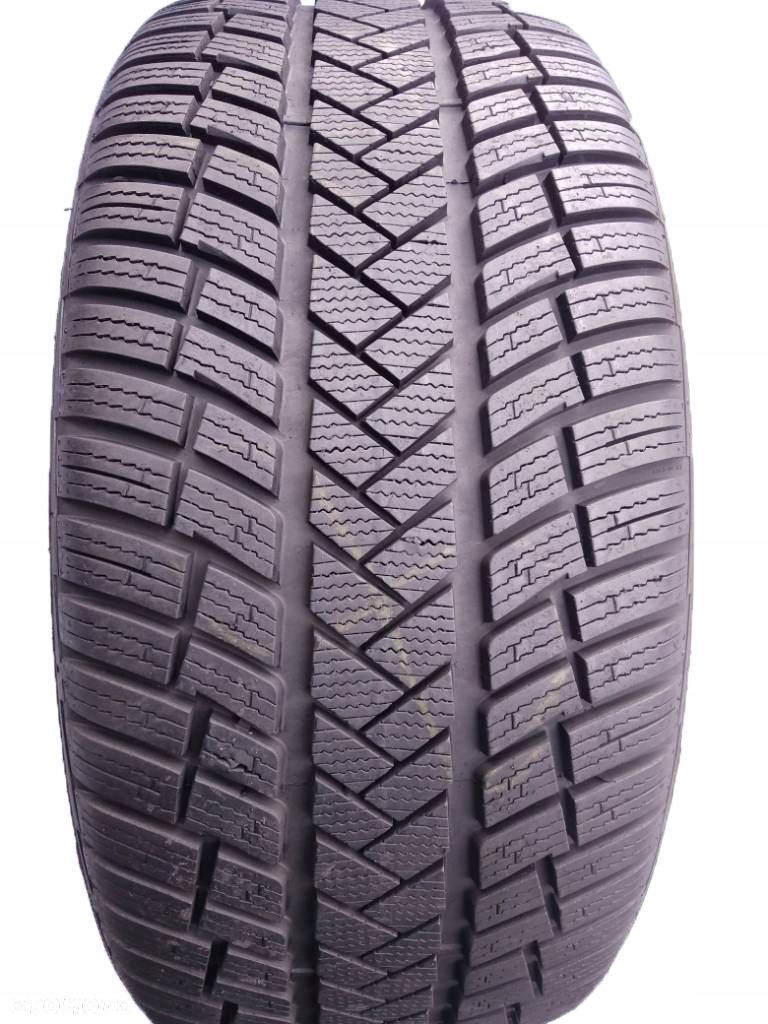 Vredestein Wintrac Pro 255/40 R21 102V 2022 7.5-8mm - 1