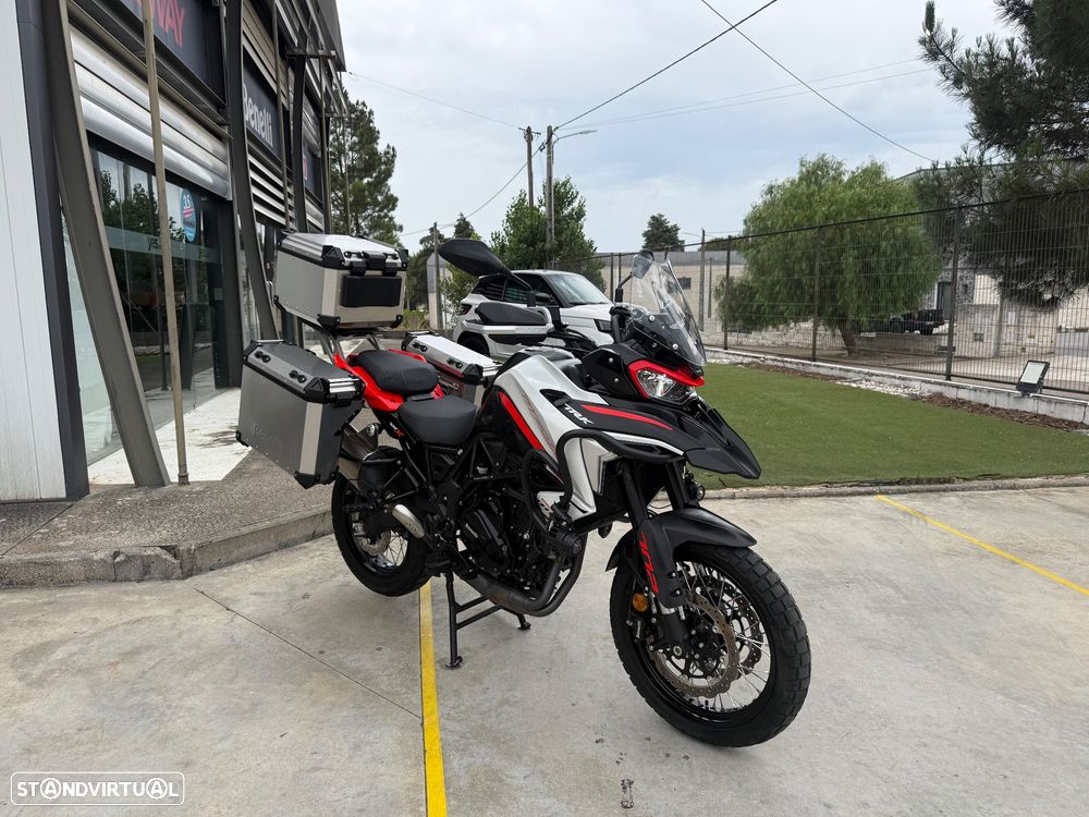 Benelli TRK 702 X com malas de alumínio - 1