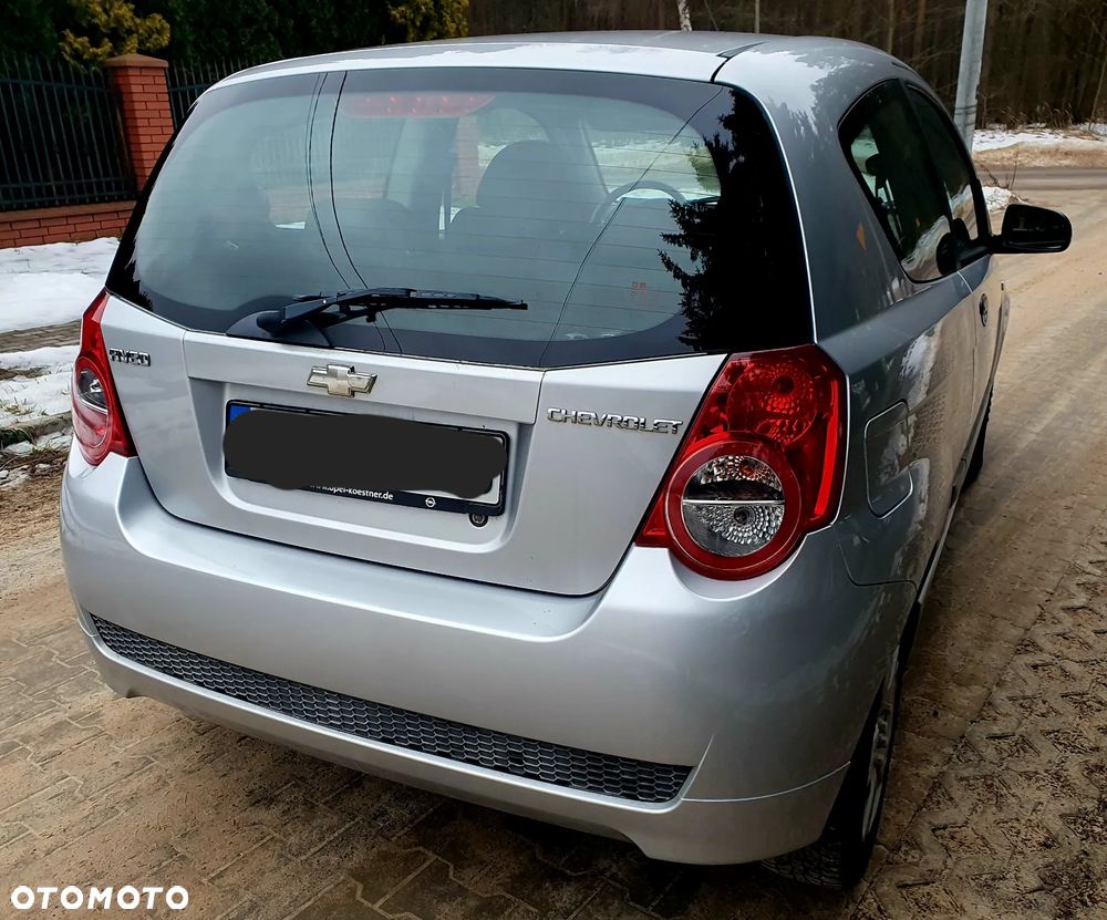 Chevrolet Aveo - 11