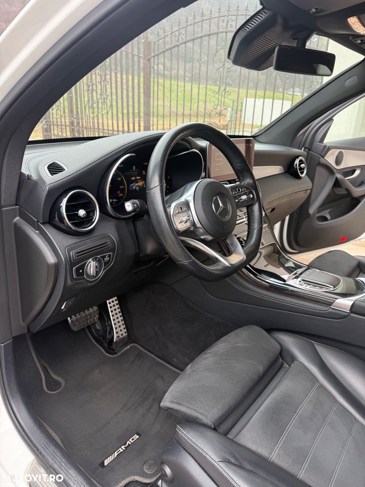 Mercedes-Benz GLC Coupe 220 d 4Matic 9G-TRONIC AMG Line - 23