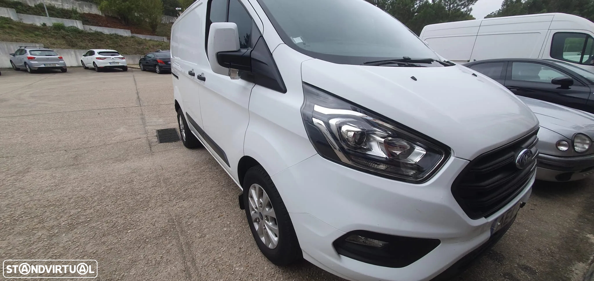 Ford Transit CUSTOM - 2