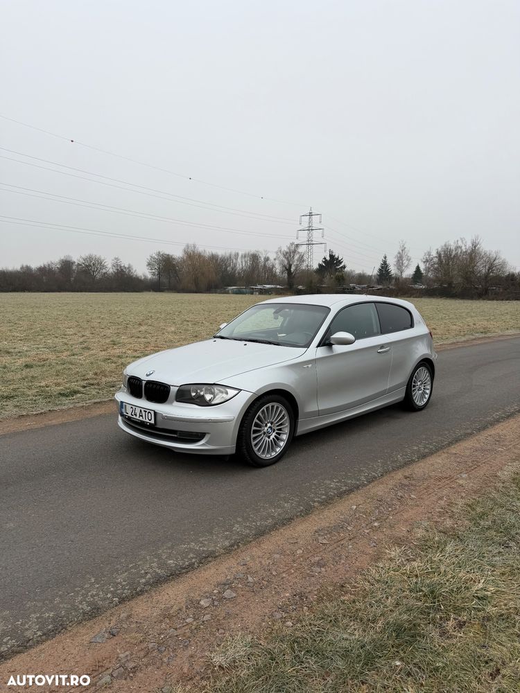 BMW Seria 1 120d DPF Aut. - 1