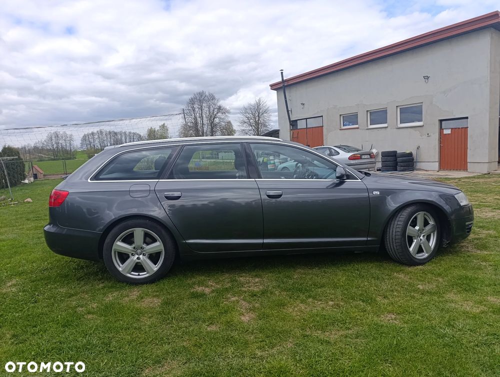 Audi A6 Avant 2.4 - 5