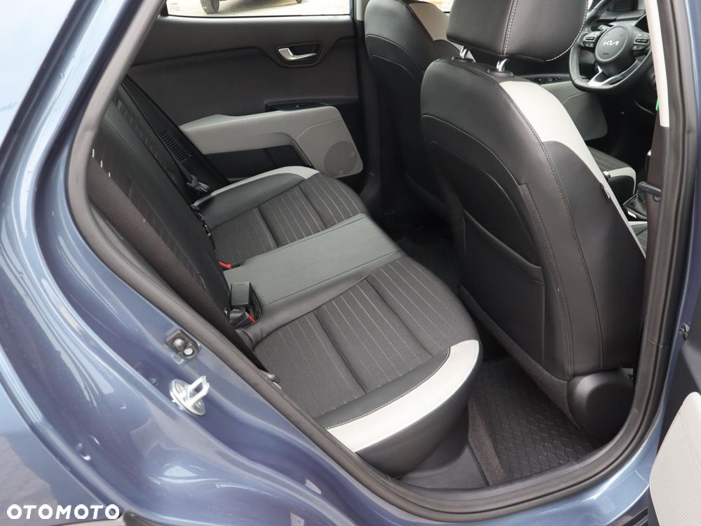 Kia Stonic - 8