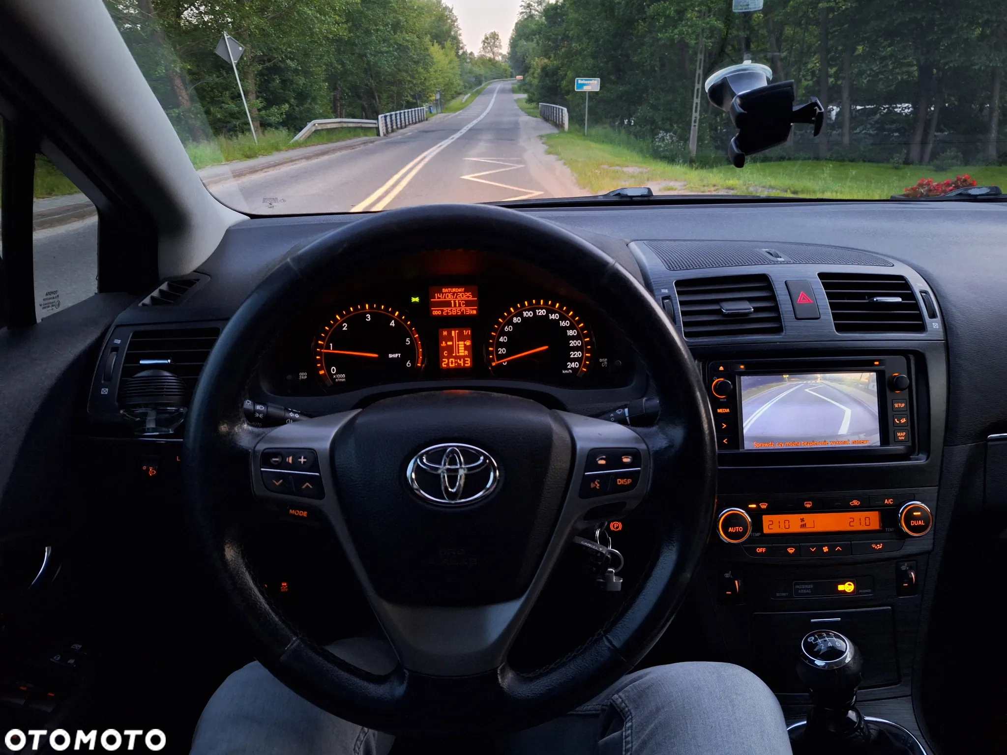 Toyota Avensis - 7