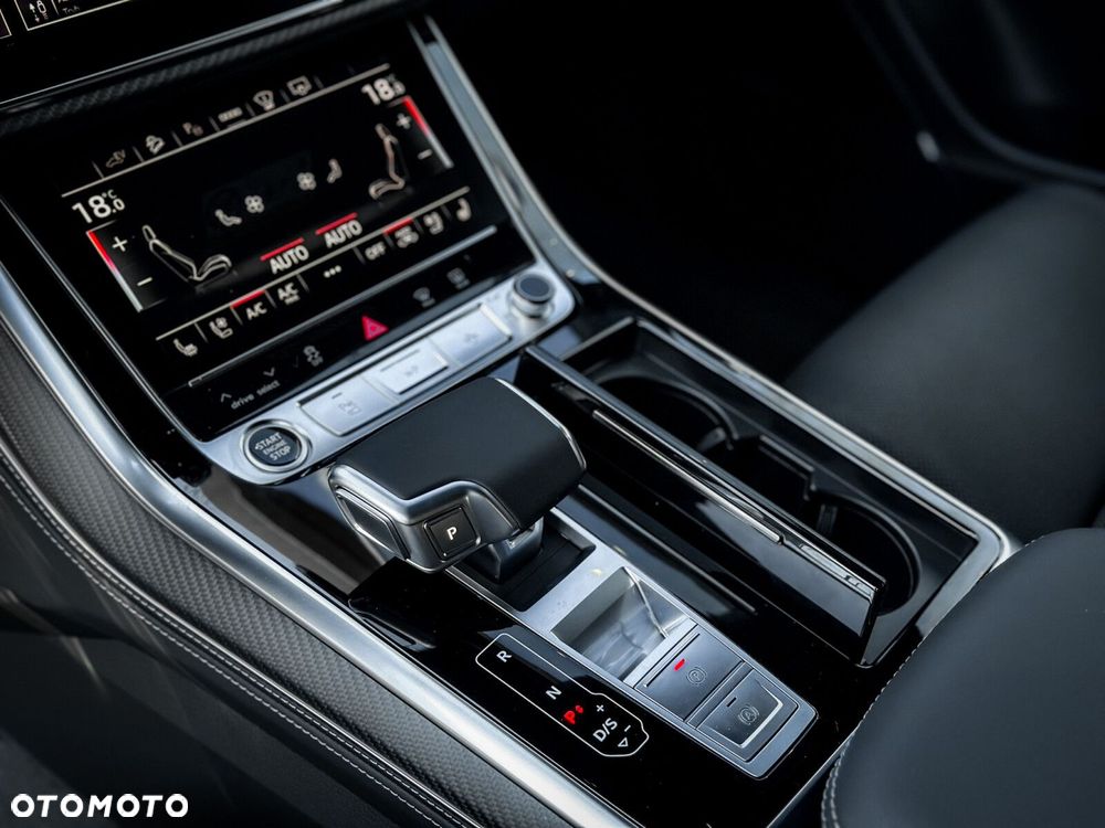 Audi Q8 - 22