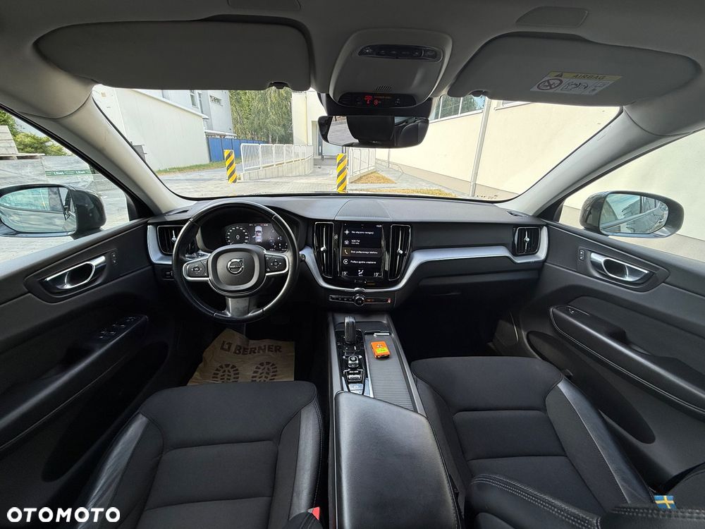 Volvo XC 60 D4 SCR Momentum - 29