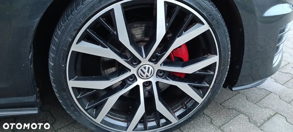 Volkswagen Golf GTD BlueMotion Technology - 11