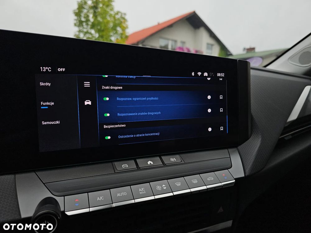 Opel Astra 1.2 T Ultimate S&S - 18