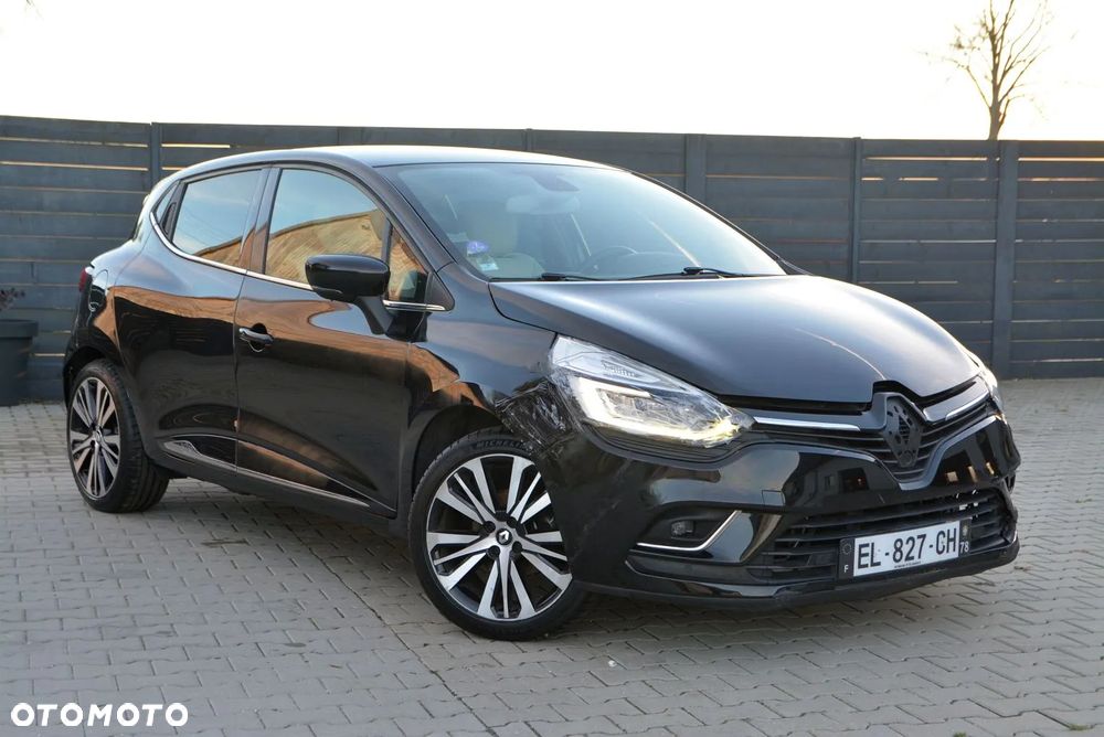 Renault Clio - 1