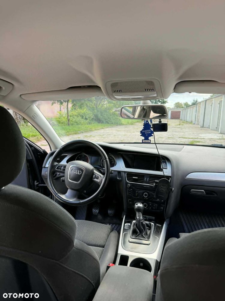 Audi A4 Avant - 5