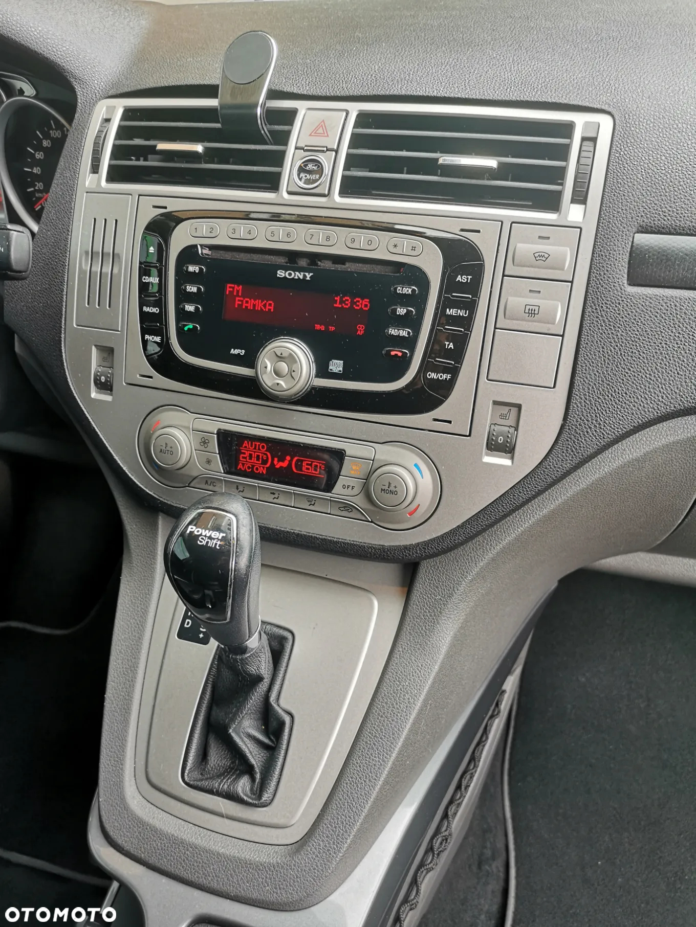 Ford Kuga 2.0 TDCi 4WD Titanium - 17