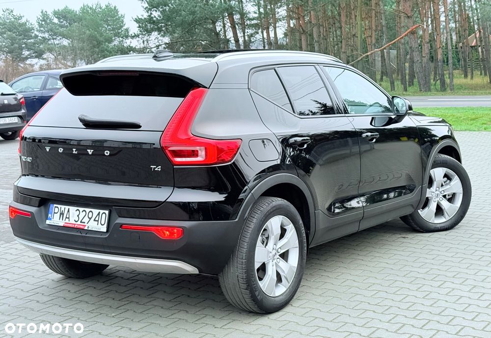 Volvo XC 40 T4 Geartronic Momentum Pro - 21