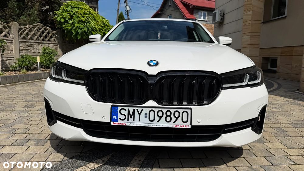 BMW Seria 5 520d Sport Line - 15