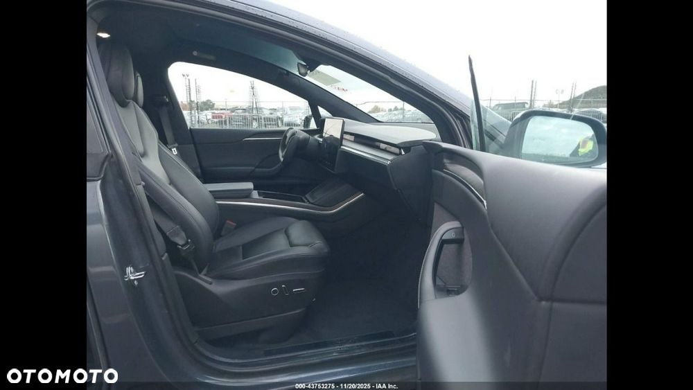 Tesla Model X AWD - 9