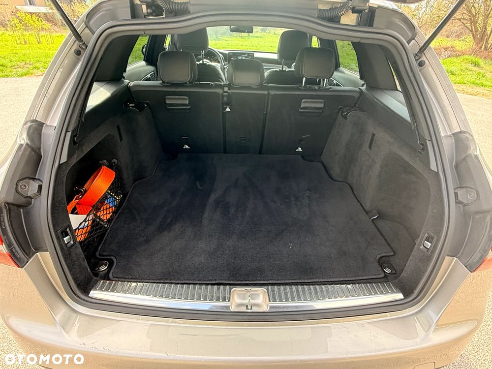 Mercedes-Benz Klasa C 220 d 9G-TRONIC - 13