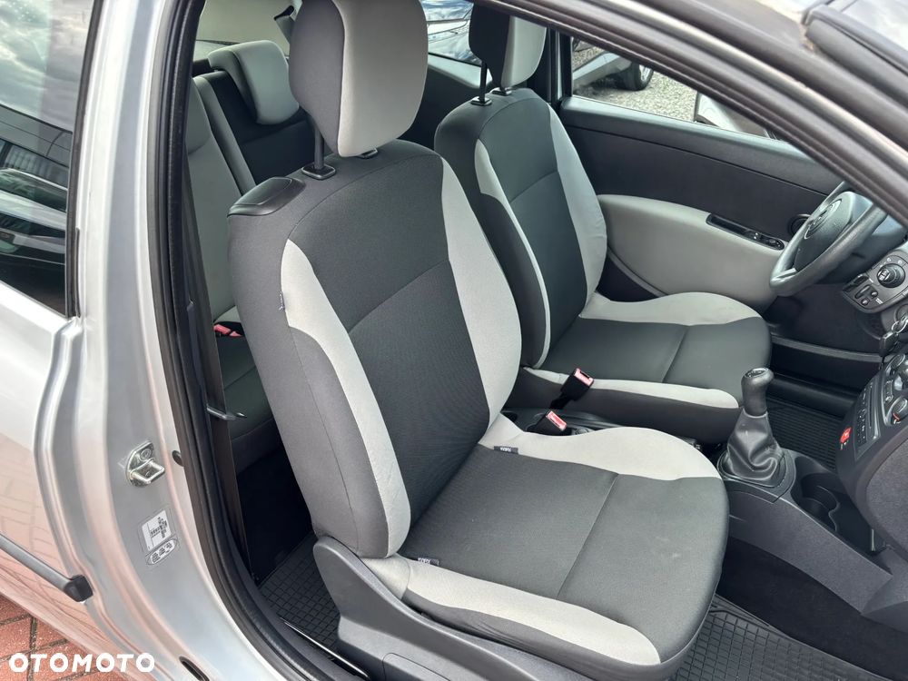 Renault Clio 1.2 16V 75 Dynamique - 11